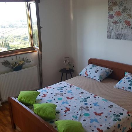 Apartman Modro Jezero Apartment Имотски Екстериор снимка